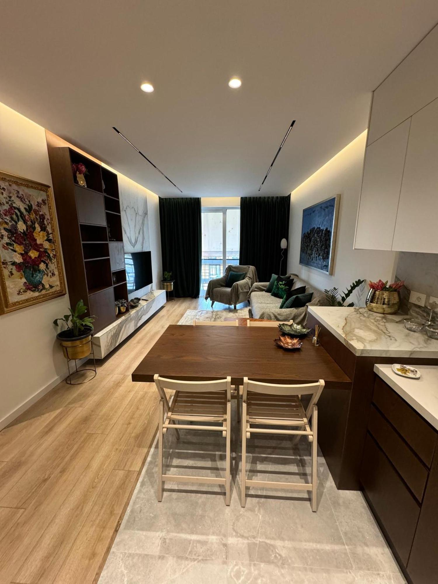 Apartamento Adam's House Tirana